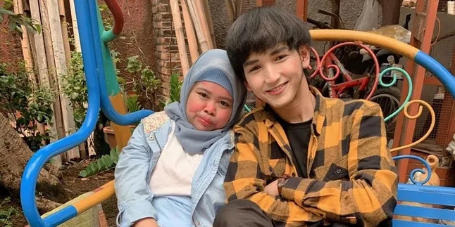 Selebgram Ini Bongkar Alasan Rio Ramadhan Pacari Kekeyi, Benarkan Isu Pansos?