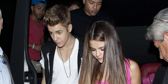 Selena Gomez Cuek, Justin Bieber Langsung Murka