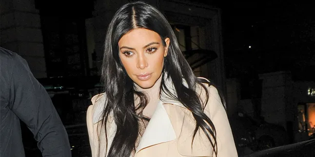 Selfie No Make Up, Wajah Kim Kardashian Mendadak Aneh & Bengkak
