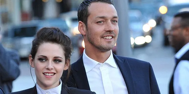 Selingkuhan Kristen Stewart Dipecat Dari 'SNOW WHITE'
