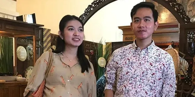 Selvi Ananda Lahirkan Anak Kedua Berjenis Kelamin Perempuan, Mirip Jan Ethes Selvi Ananda Lahirkan Anak Kedua Berjenis Kelamin Perempuan, Mirip Jan Ethes