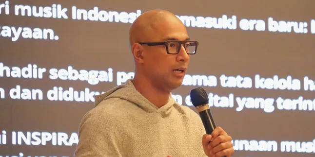 Seminar 'Menyambut RUU Hak Cipta' Sukses Digelar, Dihadiri Marcell Siahaan hingga Adi Adrian Seminar 'Menyambut RUU Hak Cipta' Sukses Digelar, Dihadiri Marcell Siahaan hingga Adi Adrian