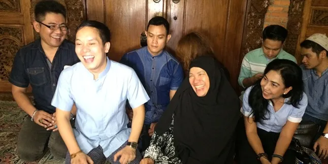 Sempat Bandel, Hengky Kawilarang dan Keluarga Jadi Mualaf