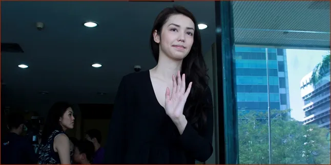 Sempat Diisolasi, Velove Vexia Akhirnya Bisa Temui OC Kaligis Sempat Diisolasi, Velove Vexia Akhirnya Bisa Temui OC Kaligis