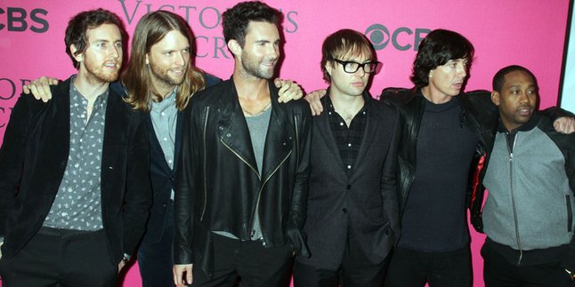 Sempat Hilang, Ternyata Klip Baru Maroon 5 Ditarik! Kenapa?