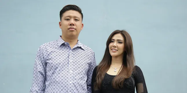 Sempat Kritis, Begini Kondisi Suami Rey Utami Setelah Perawatan