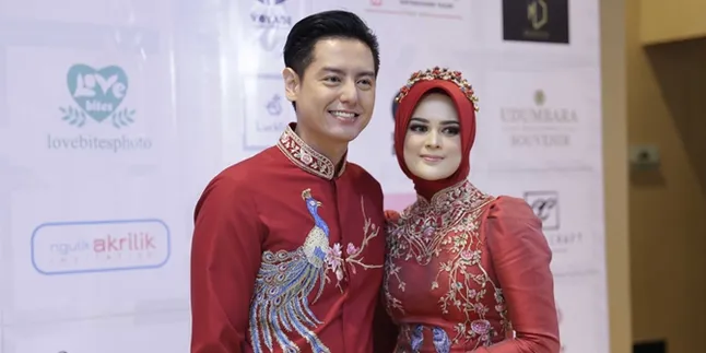 Sempat Mual-mual dan Dikira Hamil, Cut Meyriska Terima Kado Berisi Test Pack Sempat Mual-mual dan Dikira Hamil, Cut Meyriska Terima Kado Berisi Test Pack