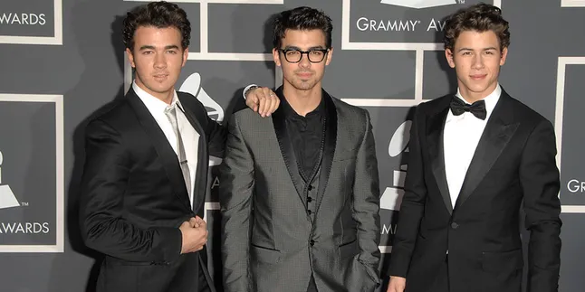 Sempat Nyatakan Bubar, Jonas Brothers Siap Menggebrak Lagi!