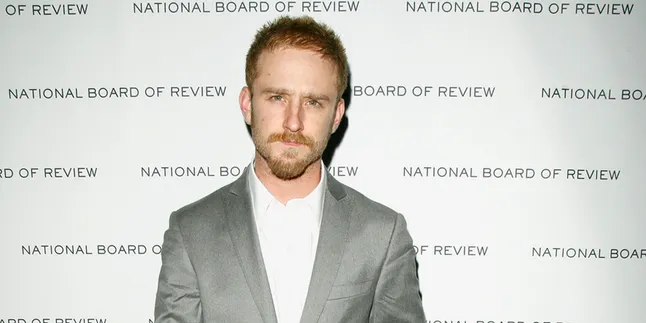 Sempat Pisah, Akhirnya Robin Wright - Ben Foster Tunangan Lagi Sempat Pisah, Akhirnya Robin Wright - Ben Foster Tunangan Lagi