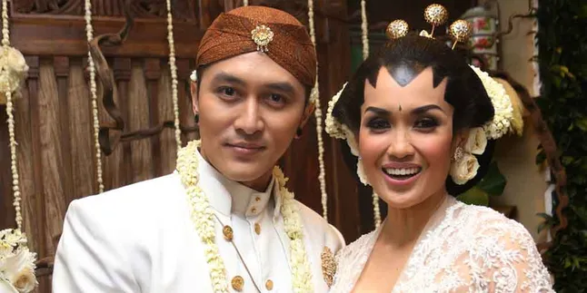 Sempat Trauma, Demian Akhirnya Yakin Untuk Nikahi Sara Sempat Trauma, Demian Akhirnya Yakin Untuk Nikahi Sara