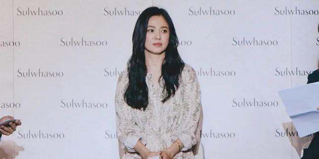 Seorang Dosen Ungkap Bukti Kebaikan Hati Song Hye Kyo yang Bak Malaikat