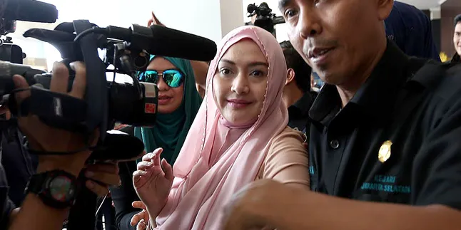 Sepekan Dibui, Saldo Edies Adelia Tinggal Rp 500 Ribu Sepekan Dibui, Saldo Edies Adelia Tinggal Rp 500 Ribu
