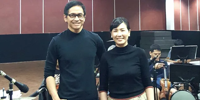 Seperti Ini Saat Ibu Vero Bermain Cello Bareng Orchestra Addie MS