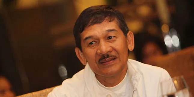 Sepi Sinetron, Cok Simbara Rajin Olahraga