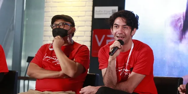 Serial 'LAYANGAN PUTUS' Trending di 25 Negara, Benni Setiawan Sang Sutradara Akui Tak Menyangka Serial 'LAYANGAN PUTUS' Trending di 25 Negara, Benni Setiawan Sang Sutradara Akui Tak Menyangka