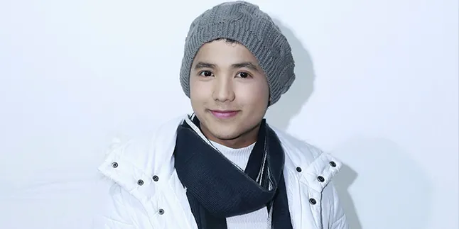 Sering Gonta Ganti Warna Rambut, Ini Potret Ganteng Jirayut