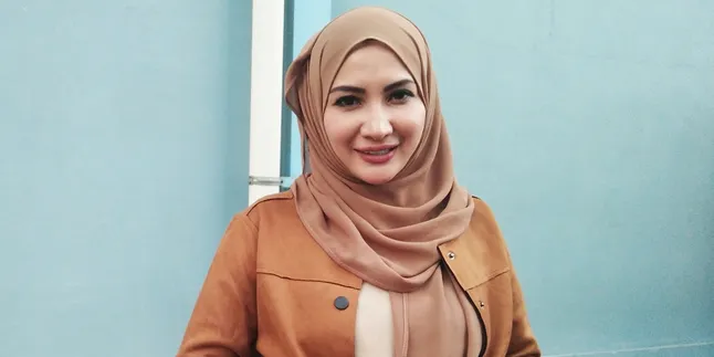 Sering Ikut Kajian Agama, Natalie Sarah Dapat Banyak Ilmu Sering Ikut Kajian Agama, Natalie Sarah Dapat Banyak Ilmu