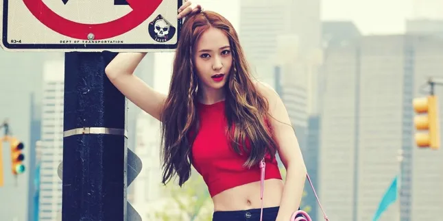 Dikenal Sebagai Idol Jutek, Krystal fx Sukses Bikin Netizen Luluh Dikenal Sebagai Idol Jutek, Krystal fx Sukses Bikin Netizen Luluh
