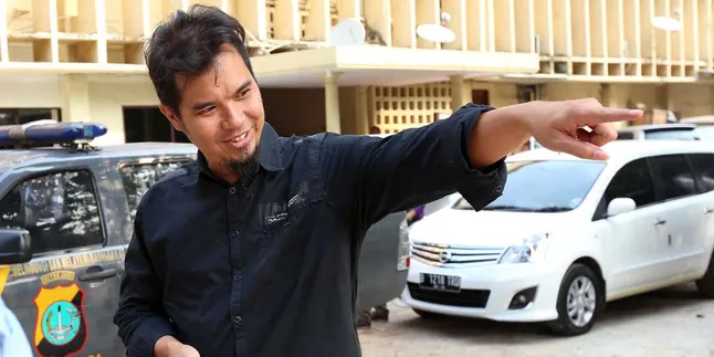 Sering Sukses, Penyanyi Malaysia Pun Tertarik Gabung Ahmad Dhani