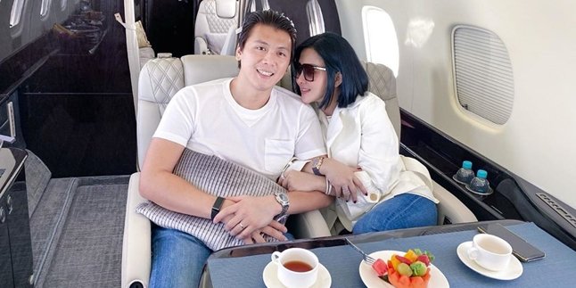 Often Show Affection with Reino Barack, Syahrini: Sometimes We Cannot Control