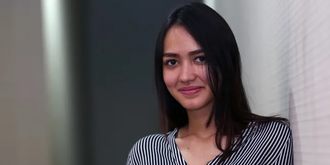 Serius Akting, Melayu Nicole Sampai Nabrak Blower Serius Akting, Melayu Nicole Sampai Nabrak Blower