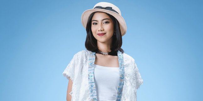 Serious Career as a Solo Singer After Graduating from JKT48, Made Aurellia Releases New Song Titled 'Senin'