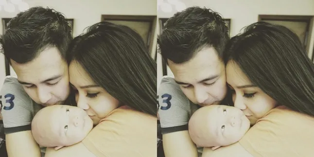 Serunya Baby Rafathar Jalan-Jalan Ke Mal Bareng Raffi - Nagita Serunya Baby Rafathar Jalan-Jalan Ke Mal Bareng Raffi - Nagita