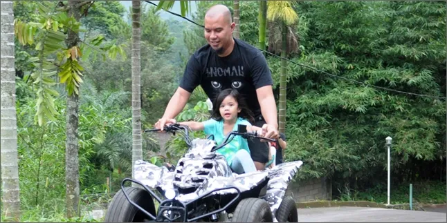 Serunya! Inilah Liburan Penuh Cinta Keluarga Ahmad Dhani - Mulan