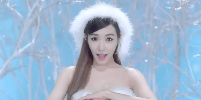 Serunya Tiffany SNSD Bercanda Dengan Bocah, Bak Ibu & Anak Serunya Tiffany SNSD Bercanda Dengan Bocah, Bak Ibu & Anak