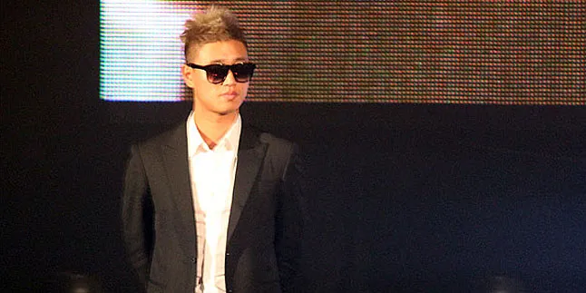 Sesi Foto Seksi, Gary Ungkap Teaser MV Debut Solo Kedua