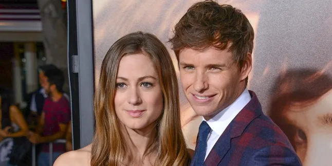 Setahun Menikah, Istri Eddie Redmayne Kini Hamil Setahun Menikah, Istri Eddie Redmayne Kini Hamil