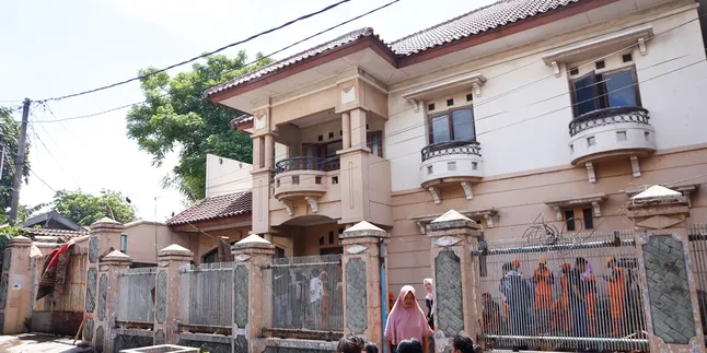 Setelah Bersih Luar Dalam, Rumah Tiko & Ibu Eny Bakal Diisi Interior