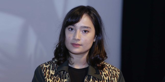 After Chelsea Islan, Timo Tjahjanto Tortures Tatjana Saphira in the Movie 'RED-DRESSED WOMAN'