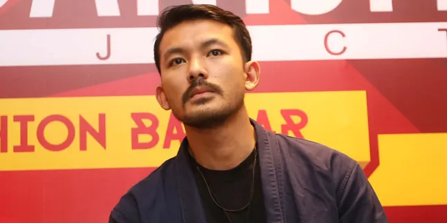 Setelah Kopi dan Waffle, Rio Dewanto Ingin Bisnis Martabak Setelah Kopi dan Waffle, Rio Dewanto Ingin Bisnis Martabak