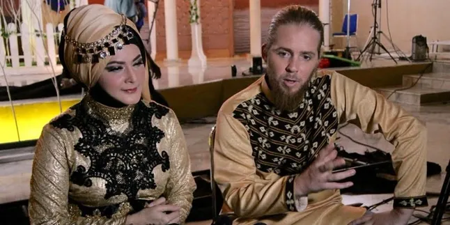 Setelah Maher Zain & Opick, Mustafa Debu Digandeng Penyanyi Ini