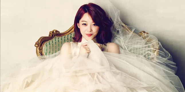 Setelah Vakum, Sulli f(x) Bakal Muncul Pertama Kali di Depan Fans Setelah Vakum, Sulli f(x) Bakal Muncul Pertama Kali di Depan Fans