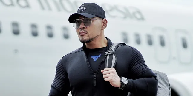 Setelah Video Perseteruan Viral, Deddy Corbuzier Akhirnya Minta Maaf ke Lucinta Luna