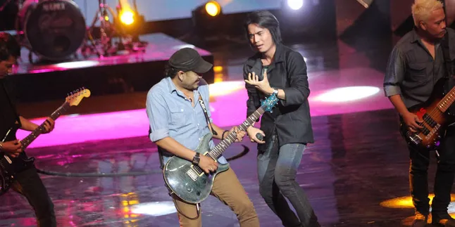 Setia Band Konser, Bayang-Bayang ST12 Tetap Ada Setia Band Konser, Bayang-Bayang ST12 Tetap Ada