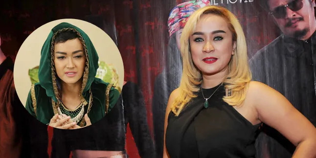 Setia, Lia Ladysta Tunggu Julia Perez Hingga Depan Ruang Operasi Setia, Lia Ladysta Tunggu Julia Perez Hingga Depan Ruang Operasi