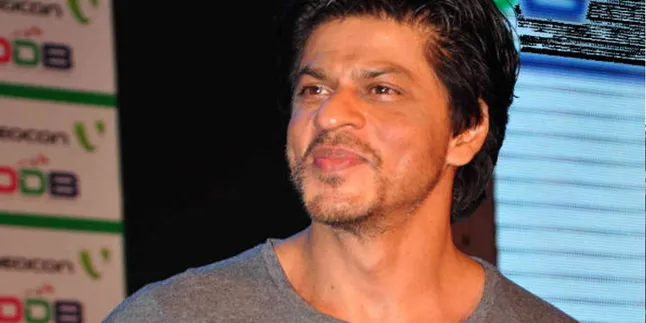 Shahrukh Khan Sabet Entertainer of Indian Cinema Awards 2014 Shahrukh Khan Sabet Entertainer of Indian Cinema Awards 2014