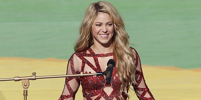 Shakira & Gerard Pique Romantis di Klip Baru, 'Me Enamore'