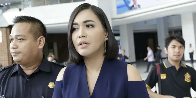 Shakira Aurum Takut Jalani Kemo, Denada Beri Motivasi dan Sebut Putrinya Pemberani