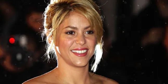 Shakira Belum Melahirkan, Ini Buktinya!