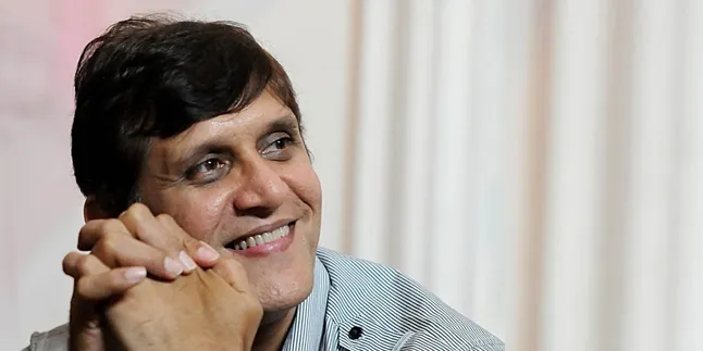 Shankar RS Jenguk Dewi Perssik