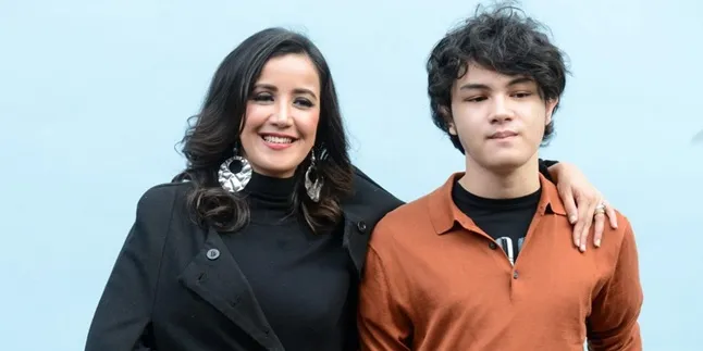 Shawn Adrian Ingin Andi Soraya Secepatnya Menikah? Shawn Adrian Ingin Andi Soraya Secepatnya Menikah?