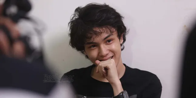 Shawn Adrian Syuting di New Zealand Ditemenin Mama?