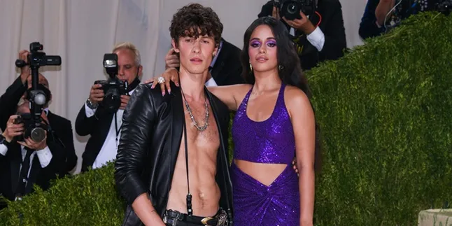 Shawn Mendes dan Camila Cabello Umumkan Putus, Janji Tetap Jadi Sahabat