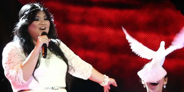 Shena Malsiana Bak Bidadari di 'Paradise'