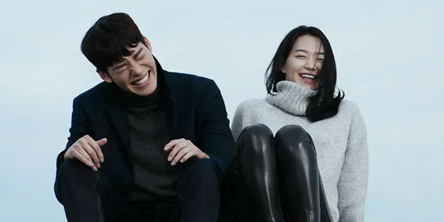 Shin Min Ah Menemani Kim Woo Bin Saat Pengobatan Kanker Shin Min Ah Menemani Kim Woo Bin Saat Pengobatan Kanker
