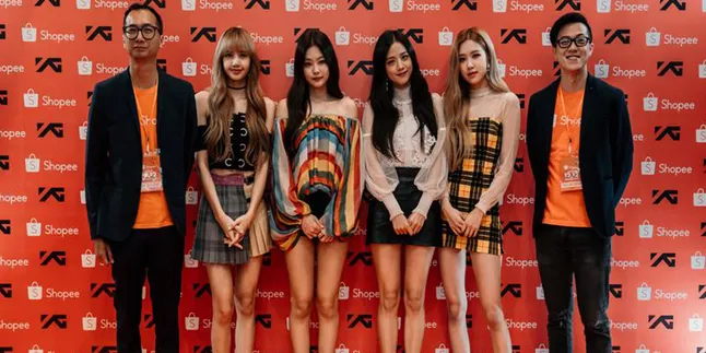 Shopee Umumkan BLACKPINK Jadi Brand Ambassador Sambut Shopee 12.12 Birthday Sale! Shopee Umumkan BLACKPINK Jadi Brand Ambassador Sambut Shopee 12.12 Birthday Sale!